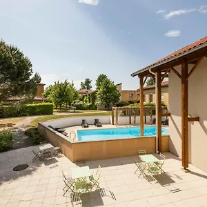Garden&city Lyon - Appart hôtel Marcy-lʼÉtoile